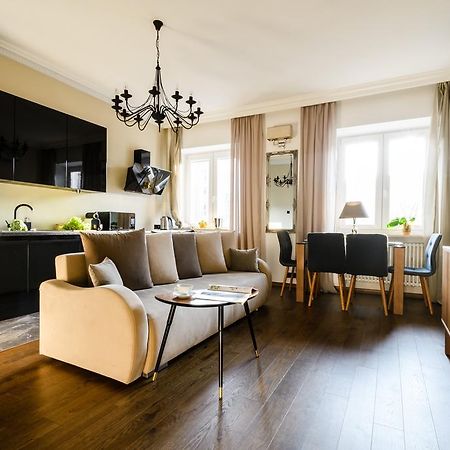 Shakespeare By Art Demo Apartment Варшава Екстериор снимка
